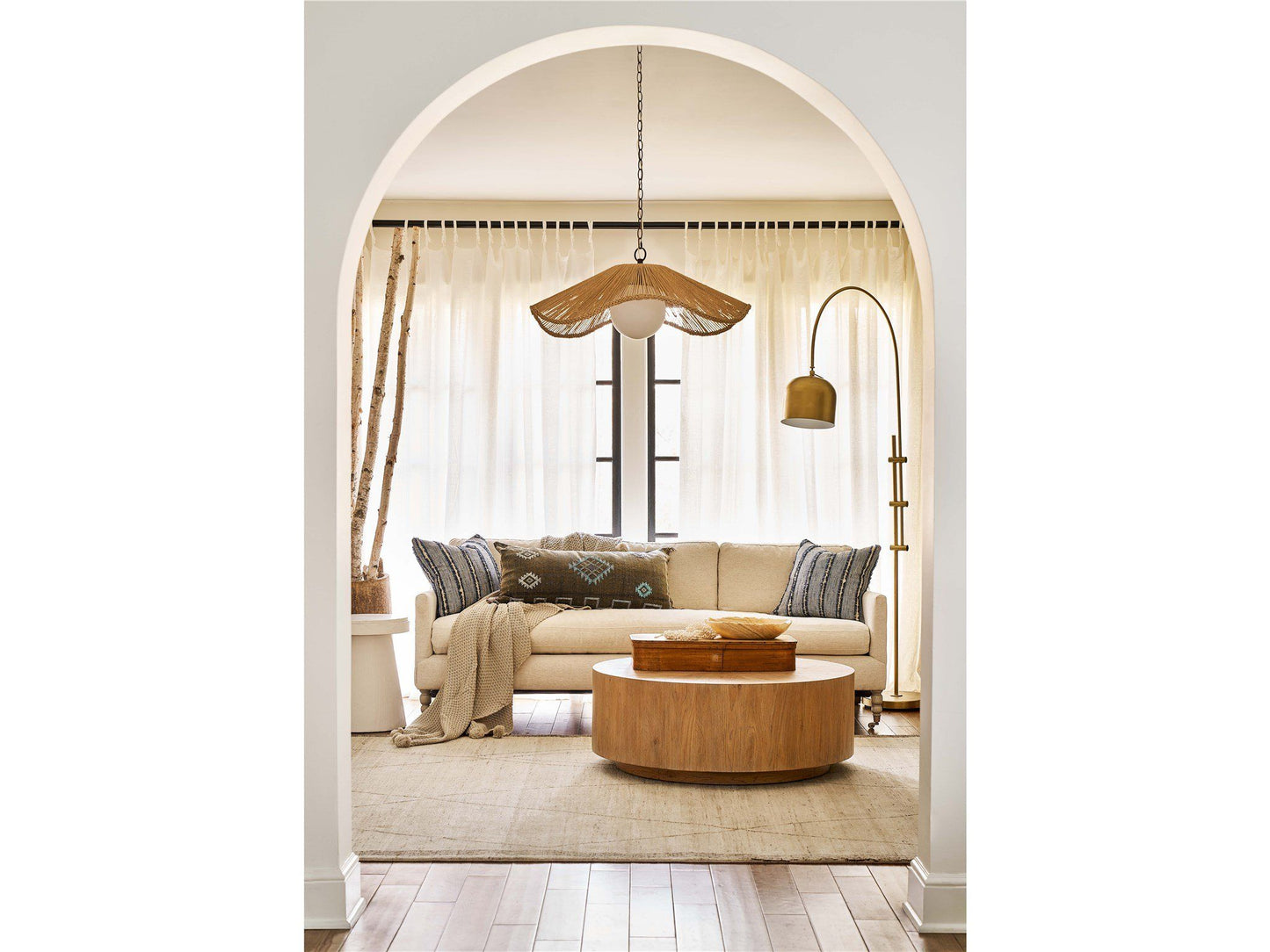 Weekender Coastal Living Home - Table