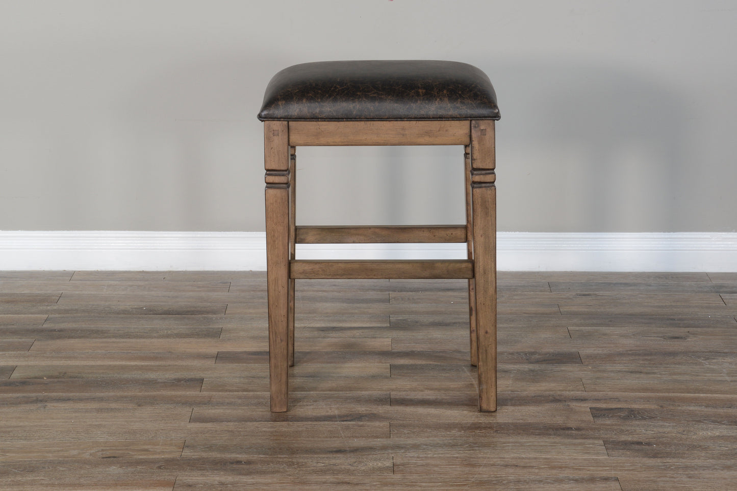 Doe Valley - Backless Stool With Cushion Seat - Buckskin
