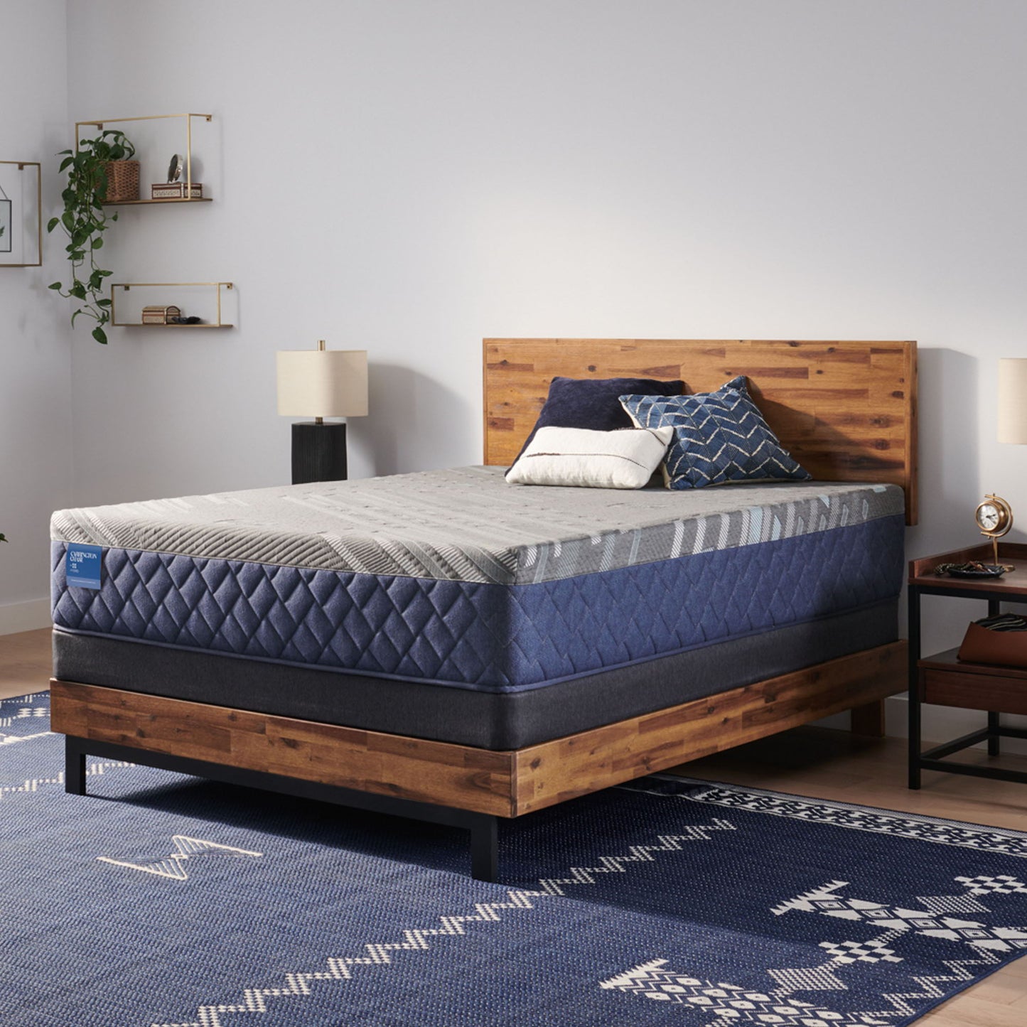 Midnight Cove - Medium Hybrid Mattress