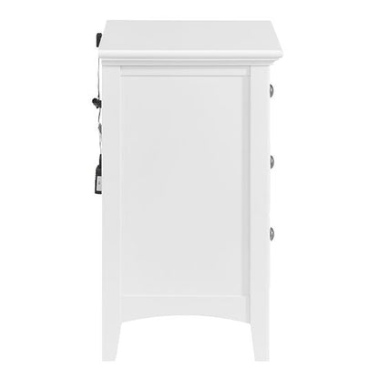 McKenzie - Small 3-Drawer Nightstand - Snowbound
