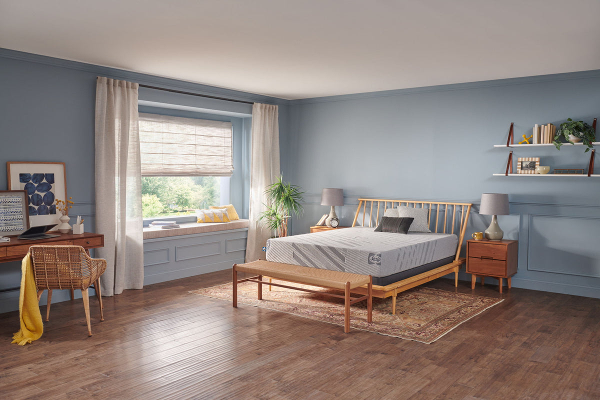 Golden Elegance - Stately Medium Mattress