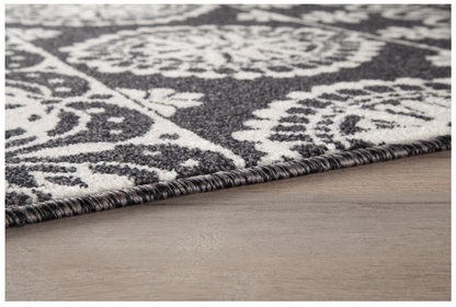 Jicarilla 5' x 7' Rug