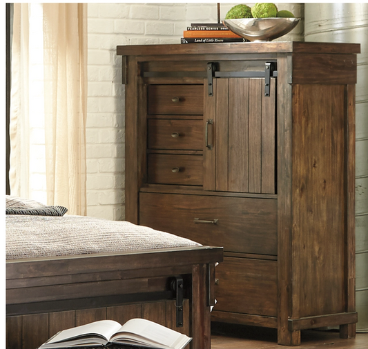 Lakeleigh 5 Drawer Chest of Drawers with Sliding Door