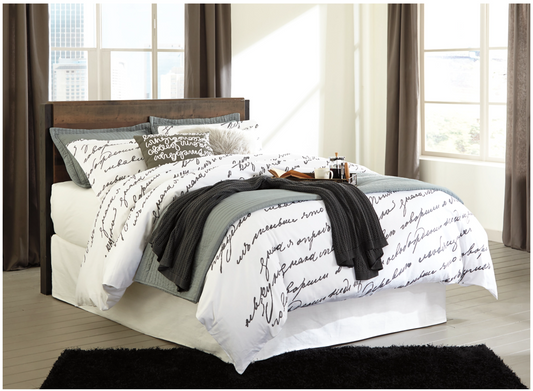 Windlore Queen Bed Panel