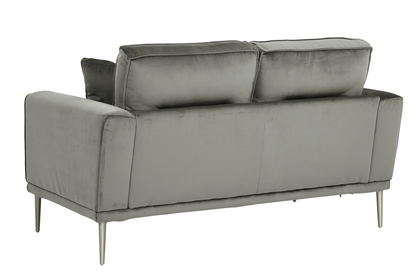 Macleary Loveseat