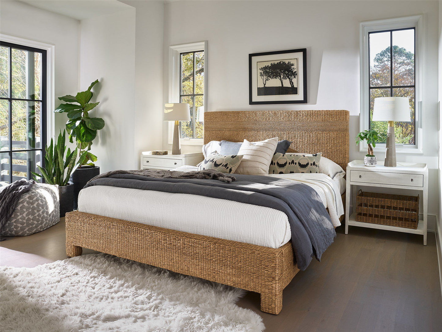 Modern Farmhouse - Seaton Bed