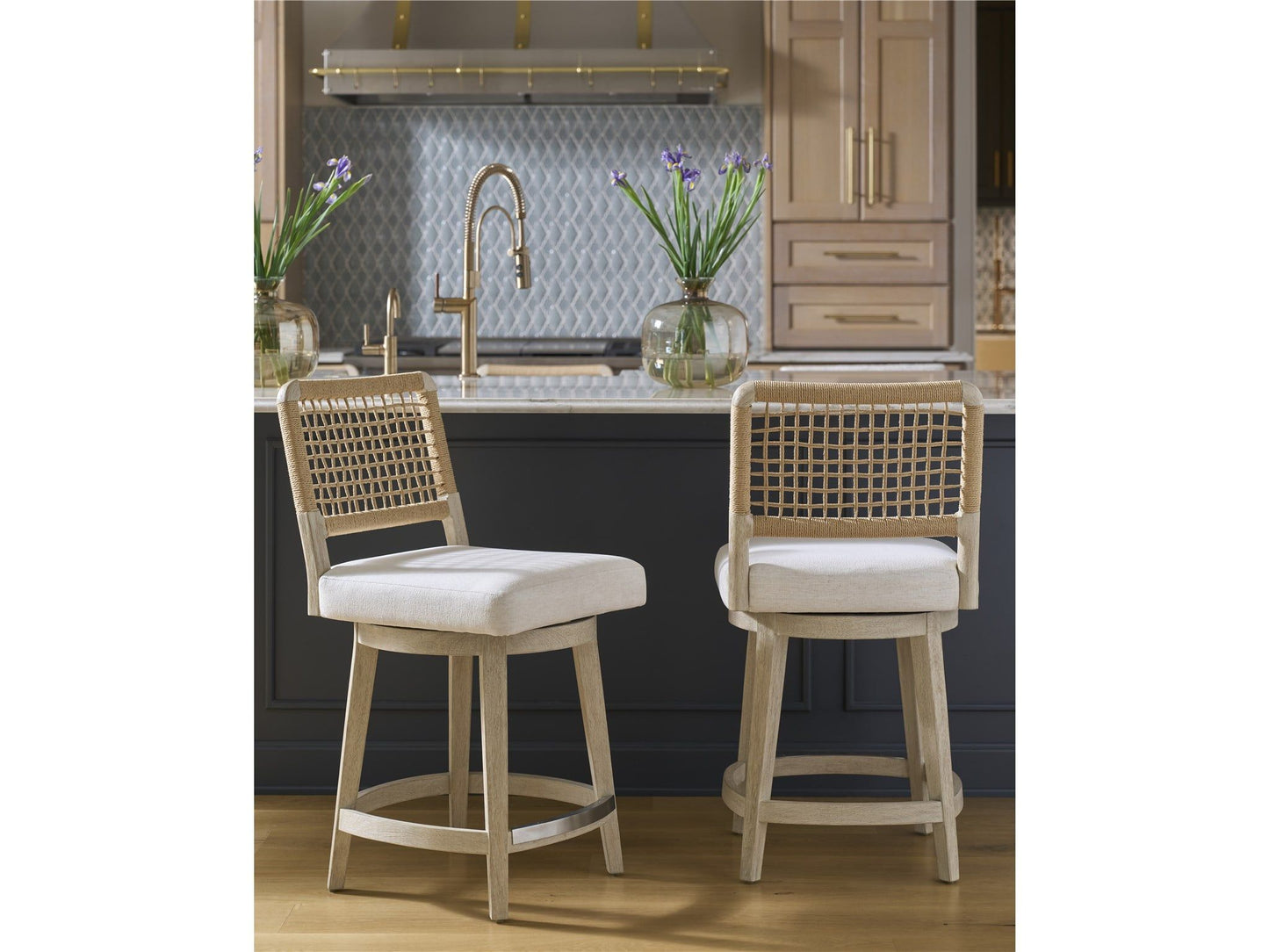 Oasis - Dockside Swivel Counter Stool - White / Beige