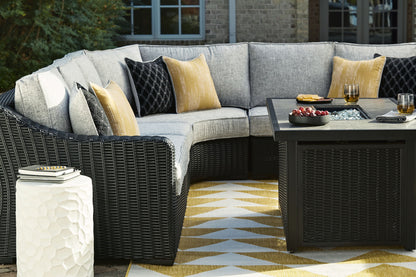 Beachcroft - 3-Piece Outdoor Sectional - Black
