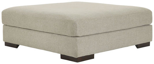 Lyndeboro - Oversized Accent Ottoman - Wicker